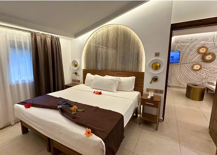 Coral Strand Smart Choice